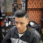 Pompadour mid fade trẻ trung phù hợp nhiều phong cách