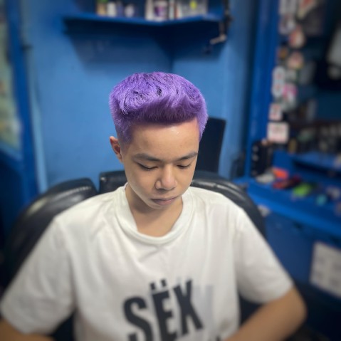 Short quiff cho mặt vuông giúp tăng vẻ nam tính mạnh mẽ